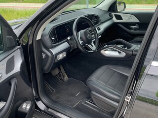 2020 Mercedes-Benz GLE 300 d II (V167), чёрный, 6000000 рублей, вид 4