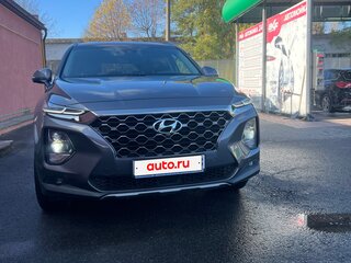 2020 Hyundai Santa Fe IV, серый, 3000000 рублей, вид 5