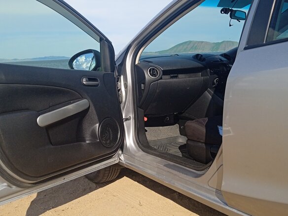 2011 Mazda Demio Miller Cycle III (DE), серый, 600000 рублей - вид 7