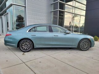 2025 Mercedes-Benz S-Класс 580 4MATIC VII (W223), голубой, 25975710 рублей, вид 3