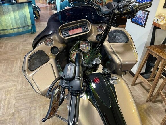 2012 Harley-Davidson CVO Road Glide, чёрный, 1500000 рублей - вид 8