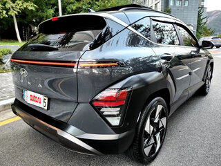 2023 Hyundai Kona II (SX2), серый, 1769888 рублей, вид 4