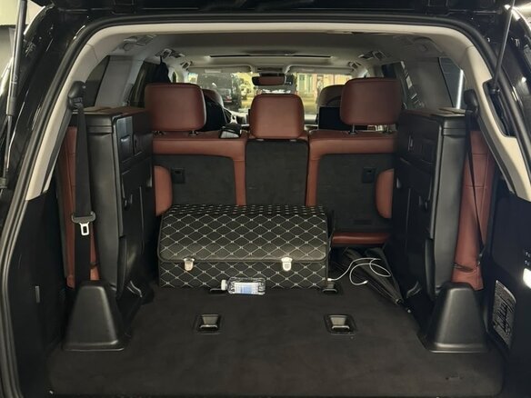 2020 Lexus LX 570 III Рестайлинг 2, чёрный, 8525000 рублей - вид 12