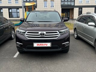 2010 Toyota Highlander II (XU40) Рестайлинг, чёрный, 2100000 рублей, вид 1