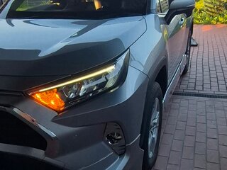 2019 Toyota RAV4 V (XA50), серый, 2690000 рублей, вид 4