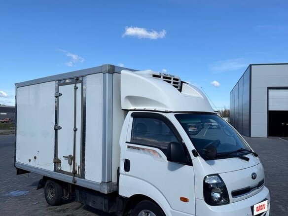 2016 Kia Bongo, белый, 1450000 рублей - вид 16