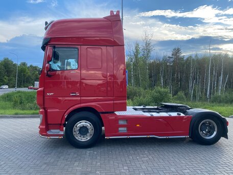 2019 DAF XF, красный, 10000000 рублей, вид 3