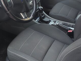 2010 Ford Focus II Рестайлинг, серебристый, 630000 рублей, вид 4
