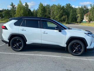 2021 Toyota RAV4 V (XA50), белый, 4250000 рублей, вид 3
