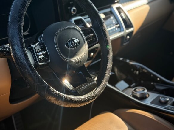 2020 Kia Sorento IV, чёрный, 3500000 рублей - вид 4