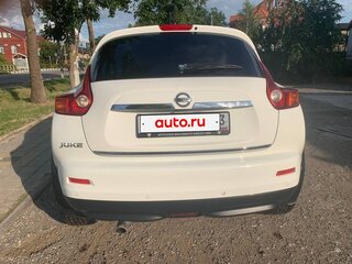 2011 Nissan Juke I, белый, 1090000 рублей, вид 4