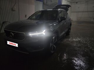 2020 Volvo XC40 I, серый, 3050000 рублей, вид 3