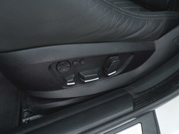 2012 BMW M5 V (F10), белый, 3129000 рублей - вид 18