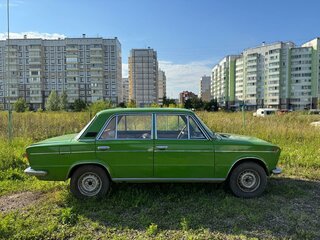 1976 Lada (ВАЗ) 2103, зелёный, 200000 рублей, вид 3