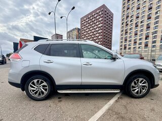 2017 Nissan X-Trail III, серебристый, 1500000 рублей, вид 3
