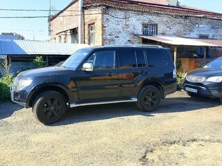 2007 Mitsubishi Pajero IV, чёрный, 1400000 рублей, вид 1