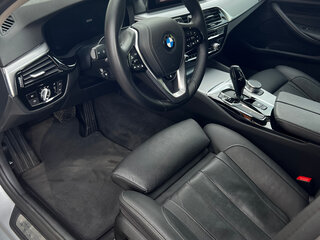 2020 BMW 5 серии 520d VII (G30/G31/G38), серебристый, 3250000 рублей, вид 5