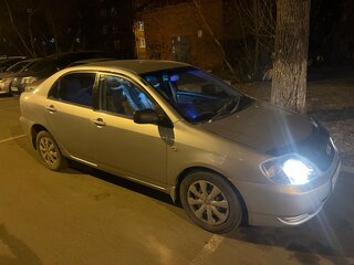 2001 Toyota Corolla IX (E120, E130), серебристый, 460000 рублей, вид 5