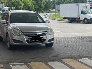 2007 Opel Astra H Рестайлинг, серебристый, 550000 рублей, вид 1