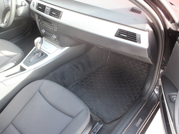 2011 BMW 3 серии 318i V (E90/E91/E92/E93) Рестайлинг, чёрный - вид 15