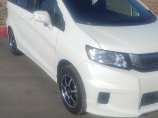 2016 Honda Freed Spike I Рестайлинг 2, белый, 1250000 рублей, вид 3