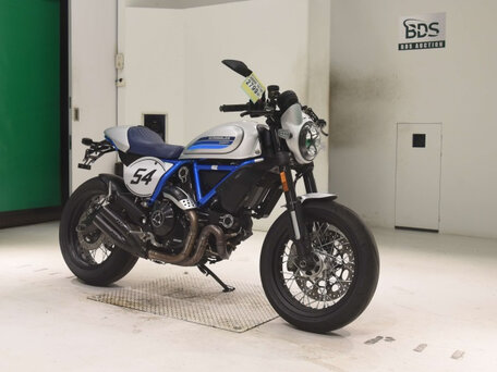 2020 Ducati Scrambler 800, серебристый, 900000 рублей, вид 3