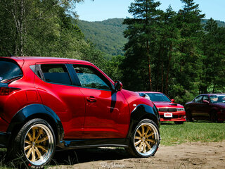 2013 Nissan Juke I, красный, 1400000 рублей, вид 2