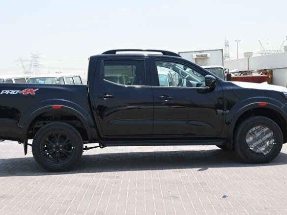 2025 Nissan Navara (Frontier) IV (D23), чёрный - вид 7
