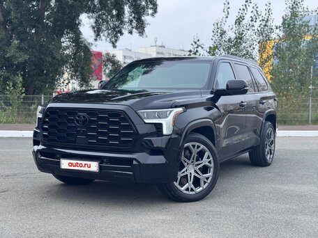 Toyota Sequoia III