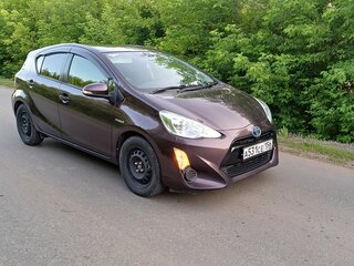 2017 Toyota Aqua I Рестайлинг, фиолетовый, 950000 рублей, вид 1