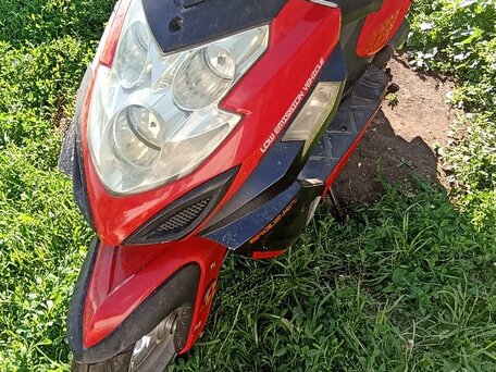 2010 Racer Stells, красный, 40000 рублей, вид 2