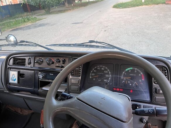 1999 Fuso (Mitsubishi) Canter, серый, 1350000 рублей - вид 26