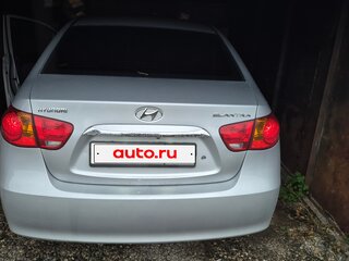 2010 Hyundai Elantra IV (HD), серебристый, 850000 рублей, вид 2