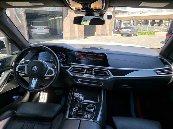 2020 BMW X7 35d I (G07), белый, 8250000 рублей - вид 14