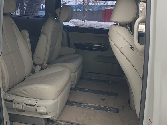 2019 Kia Carnival III, белый, 3490000 рублей - вид 16
