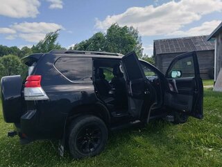 2010 Toyota Land Cruiser Prado 150 Series, чёрный, 2550000 рублей, вид 5
