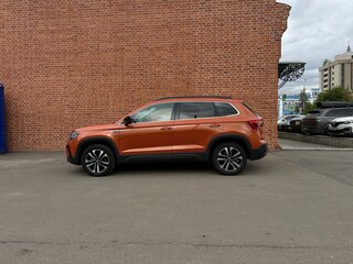 2021 Volkswagen Taos I, оранжевый, 2990000 рублей, вид 4