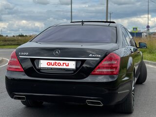 2010 Mercedes-Benz S-Класс 500 Long V (W221) Рестайлинг, чёрный, 1850000 рублей, вид 3