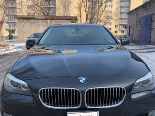 2011 BMW 5 серии 528i VI (F10/F11/F07), чёрный, 2600000 рублей, вид 1