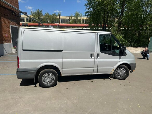 2010 Ford Transit, серебристый, 1300000 рублей - вид 10