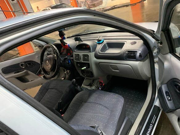 2003 Renault Symbol I Рестайлинг, серый, 300000 рублей - вид 10