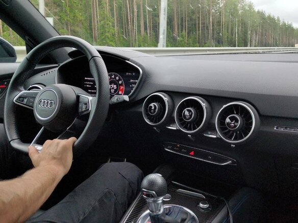2019 Audi TT 45 TFSI III (8S) Рестайлинг, голубой, 5900000 рублей - вид 8