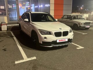 2014 BMW X1 20i I (E84) Рестайлинг, белый, 1670000 рублей, вид 3