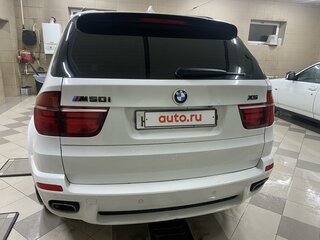 2011 BMW X5 50i II (E70) Рестайлинг, белый, 1950000 рублей, вид 4