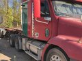 2000 Freightliner Century Class, красный, 1600000 рублей - вид 3