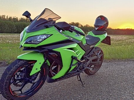 2013 Kawasaki Ninja 300, зелёный, 350000 рублей, вид 2