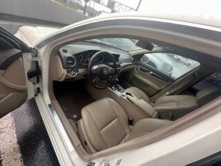 2011 Mercedes-Benz C-Класс 300 III (W204), белый, 1100000 рублей, вид 5