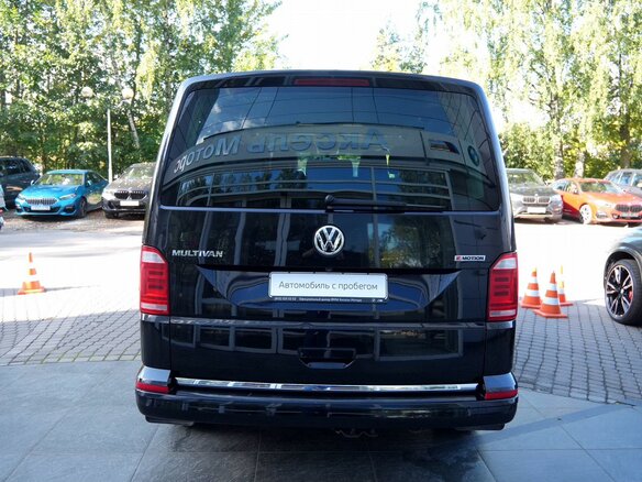 2018 Volkswagen Multivan T6, чёрный, 3700000 рублей - вид 3