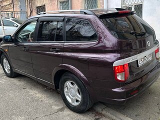 2007 SsangYong Kyron I, красный, 660000 рублей, вид 5