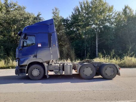 2020 Renault T-Series, синий, 3900000 рублей, вид 2
